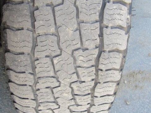 Used 2022 Ford Explorer Limited w/ Equipment Group 301A AWD/4WD image 26