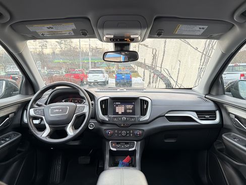 Used 2022 GMC Terrain SLE w/ Driver Convenience Package image 13