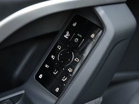 New 2026 Audi SQ5 Premium Plus image 17