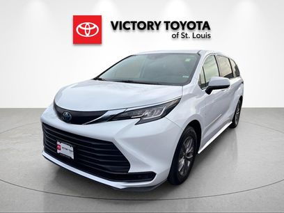 Used 2023 Toyota Sienna LE