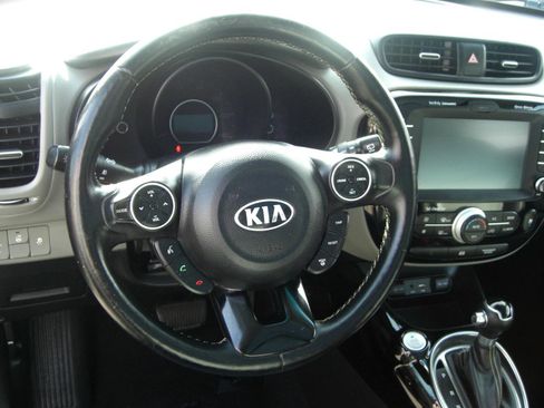 Used 2016 Kia Soul + w/ Primo Package image 11