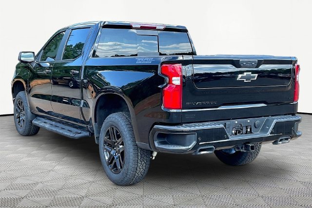 Used 2025 Chevrolet Silverado 1500 LT Trail Boss w/ LT Trail Boss Premium Package AWD/4WD image 4