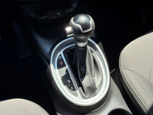 Used 2019 Kia Soul FWD image 19