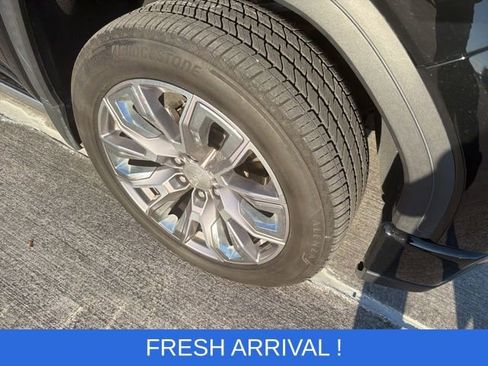 Used 2022 GMC Sierra 1500 Denali w/ Denali Reserve Package image 4