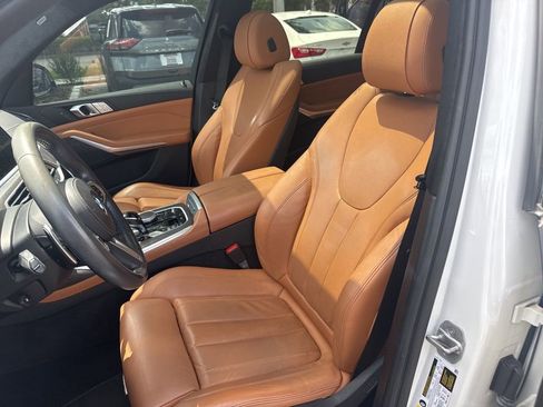 Used 2022 BMW X7 xDrive40i w/ M Sport Package image 10