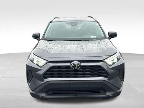 Used 2025 Toyota RAV4 LE AWD/4WD image 7