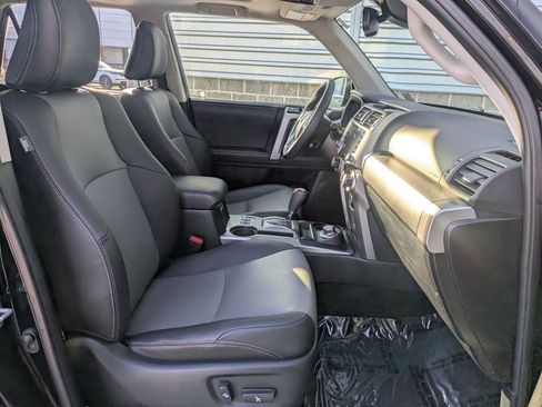 Used 2021 Toyota 4Runner SR5 Premium w/ Moonroof Package image 29