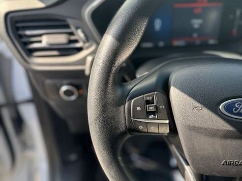 Certified 2025 Ford Escape Active AWD/4WD image 16
