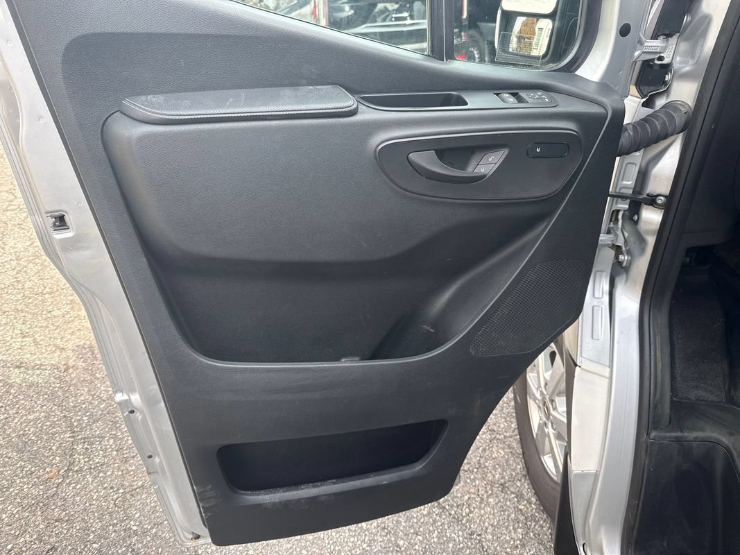 Used 2021 Mercedes-Benz Sprinter 2500 image 13