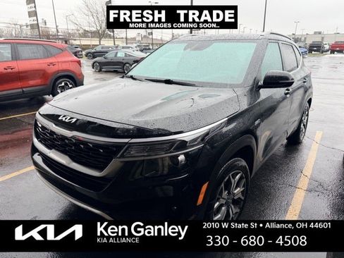 Certified 2023 Kia Seltos EX image 1