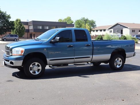 Used 2006 Dodge Ram 2500 Truck SLT w/ Quad Cab Big Horn Value Group AWD/4WD image 10