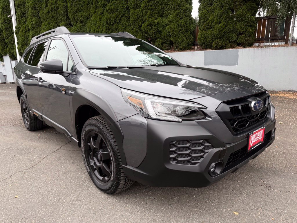 Used 2025 Subaru Outback Wilderness AWD/4WD image 2