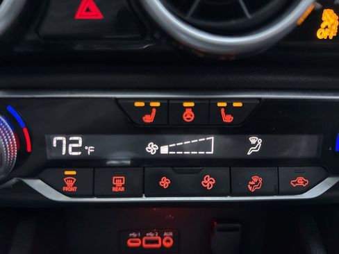 Used 2021 Nissan Sentra SR w/ SR Premium Package image 15