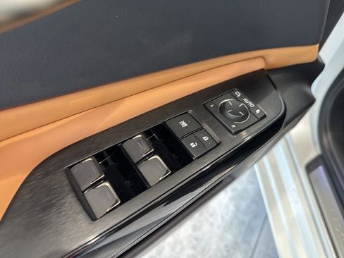 New 2025 Lexus ES 350 w/ Premium Package image 34