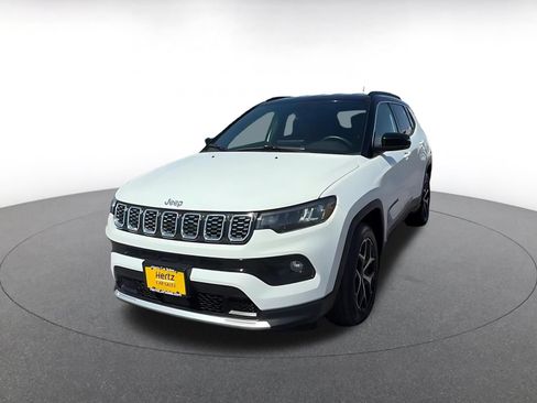 Used 2025 Jeep Compass Limited AWD/4WD image 7