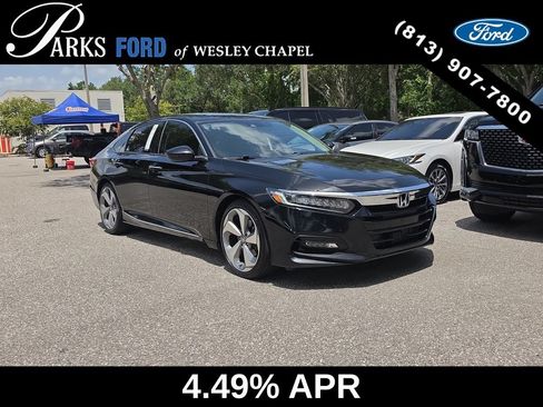 Used 2019 Honda Accord Touring image 1