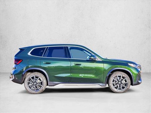 Certified 2025 BMW X1 xDrive28i w/ Convenience Package image 4