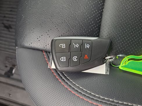 Used 2025 Chevrolet Traverse RS w/ LPO, Floor Liner Package image 28