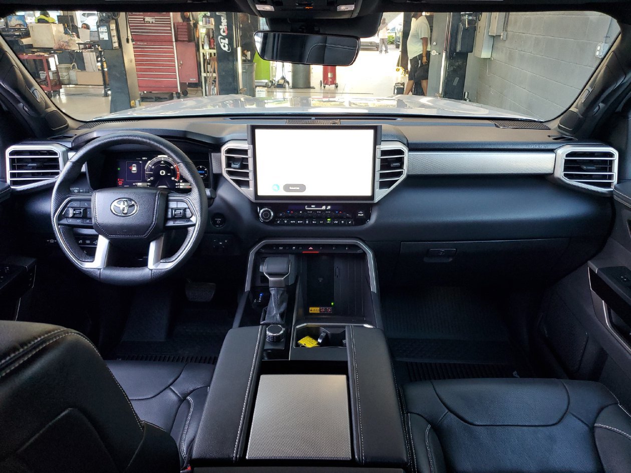 Used 2026 Toyota Sequoia Limited AWD/4WD image 11
