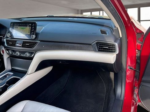 Used 2020 Honda Accord Touring image 26