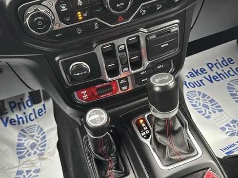 Certified 2021 Jeep Wrangler Unlimited Rubicon image 25