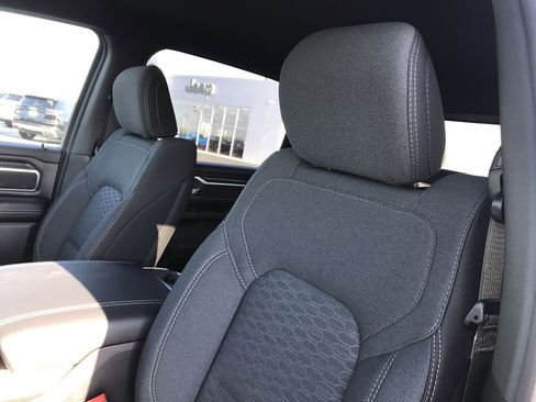 New 2026 RAM 1500 4x4 Crew Cab image 11