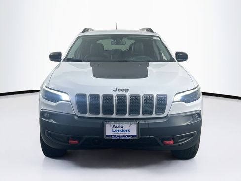 Used 2022 Jeep Cherokee Trailhawk image 2
