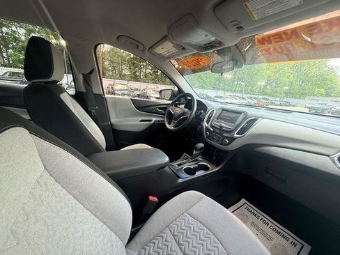 Used 2023 Chevrolet Equinox LS w/ LS Convenience Package AWD/4WD image 16