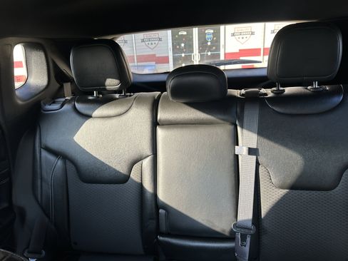 Used 2024 Jeep Compass Latitude w/ Convenience Group image 20