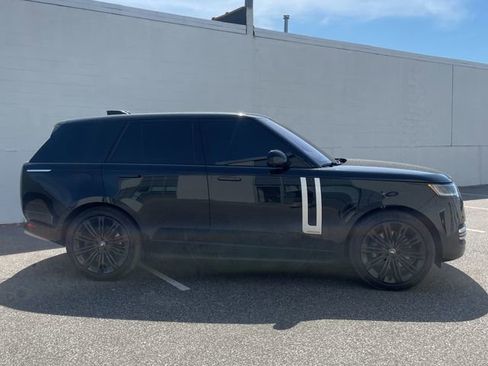 Used 2023 Land Rover Range Rover Autobiography AWD/4WD image 4