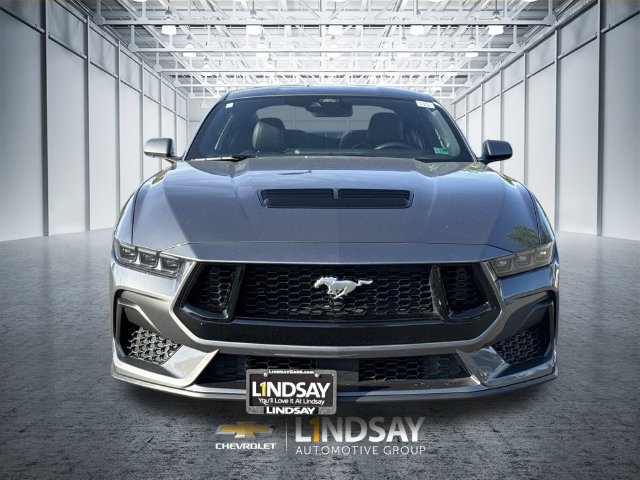 Used 2025 Ford Mustang GT Premium RWD image 4