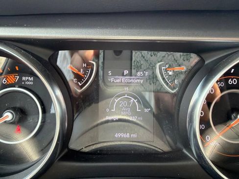 Used 2023 Jeep Wrangler Sport AWD/4WD image 36