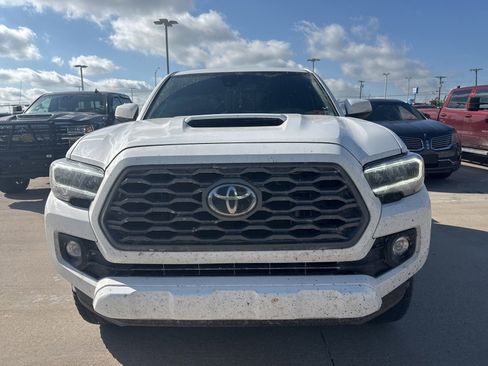 Used 2023 Toyota Tacoma TRD Sport AWD/4WD image 7