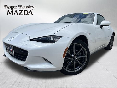 Used 2019 MAZDA MX-5 Miata RF Grand Touring RWD image 1