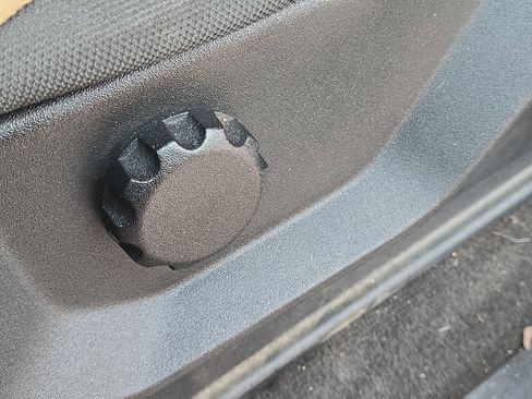 Used 2019 Ford F150 XL w/ Equipment Group 101A Mid image 11