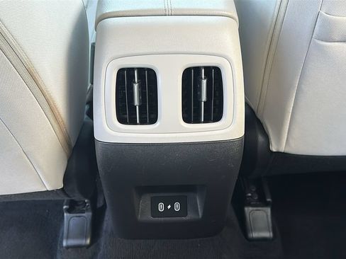 Used 2025 Hyundai Tucson SEL AWD/4WD image 30