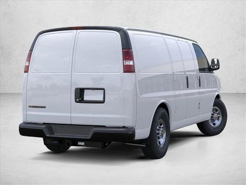 New 2025 Chevrolet Express 2500 w/ Enhanced Convenience Package image 4