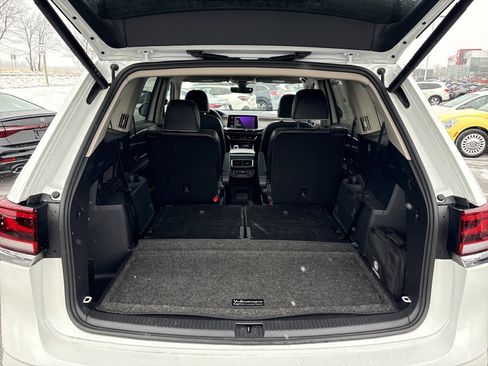 Used 2024 Volkswagen Atlas SEL Premium R-Line image 14