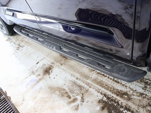 Used 2024 Toyota Tundra Platinum image 10