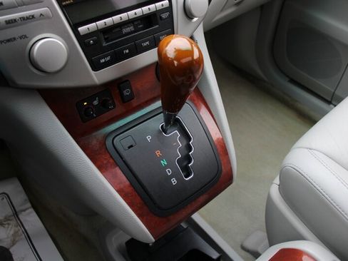 Used 2007 Lexus RX 400h 2WD image 7