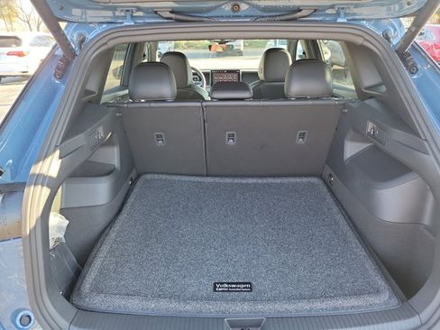 New 2026 Volkswagen Tiguan SE R-Line image 15