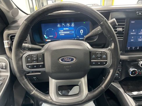 Used 2024 Ford F250 Lariat w/ Sport Appearance Package AWD/4WD image 38