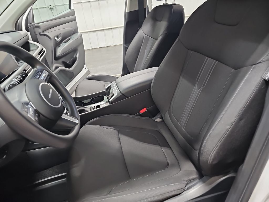 Used 2026 Hyundai Tucson SEL Plus AWD/4WD image 15