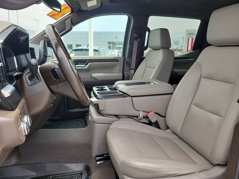 Used 2024 GMC Sierra 1500 SLT AWD/4WD image 23