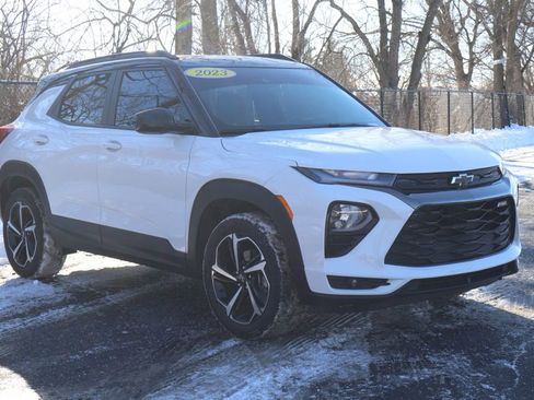 Certified 2023 Chevrolet TrailBlazer RS w/ Sun and Liftgate Package image 13
