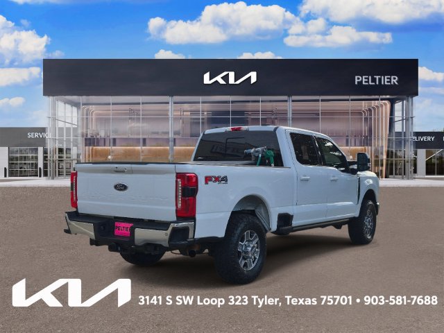 Used 2023 Ford F250 Lariat w/ FX4 Off-Road Package AWD/4WD image 6