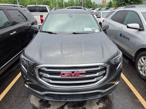Used 2021 GMC Terrain SLT AWD/4WD image 2
