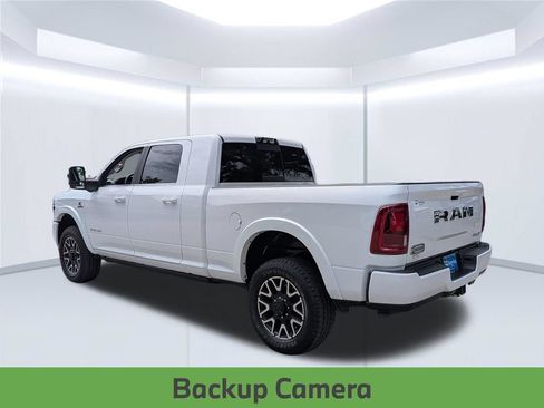 Used 2026 RAM 2500 Limited AWD/4WD image 3