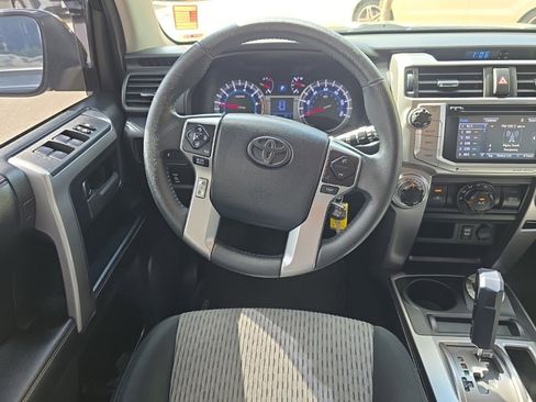 Used 2016 Toyota 4Runner SR5 image 13