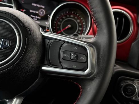 Used 2021 Jeep Wrangler Unlimited Rubicon w/ Dual Top Group image 16